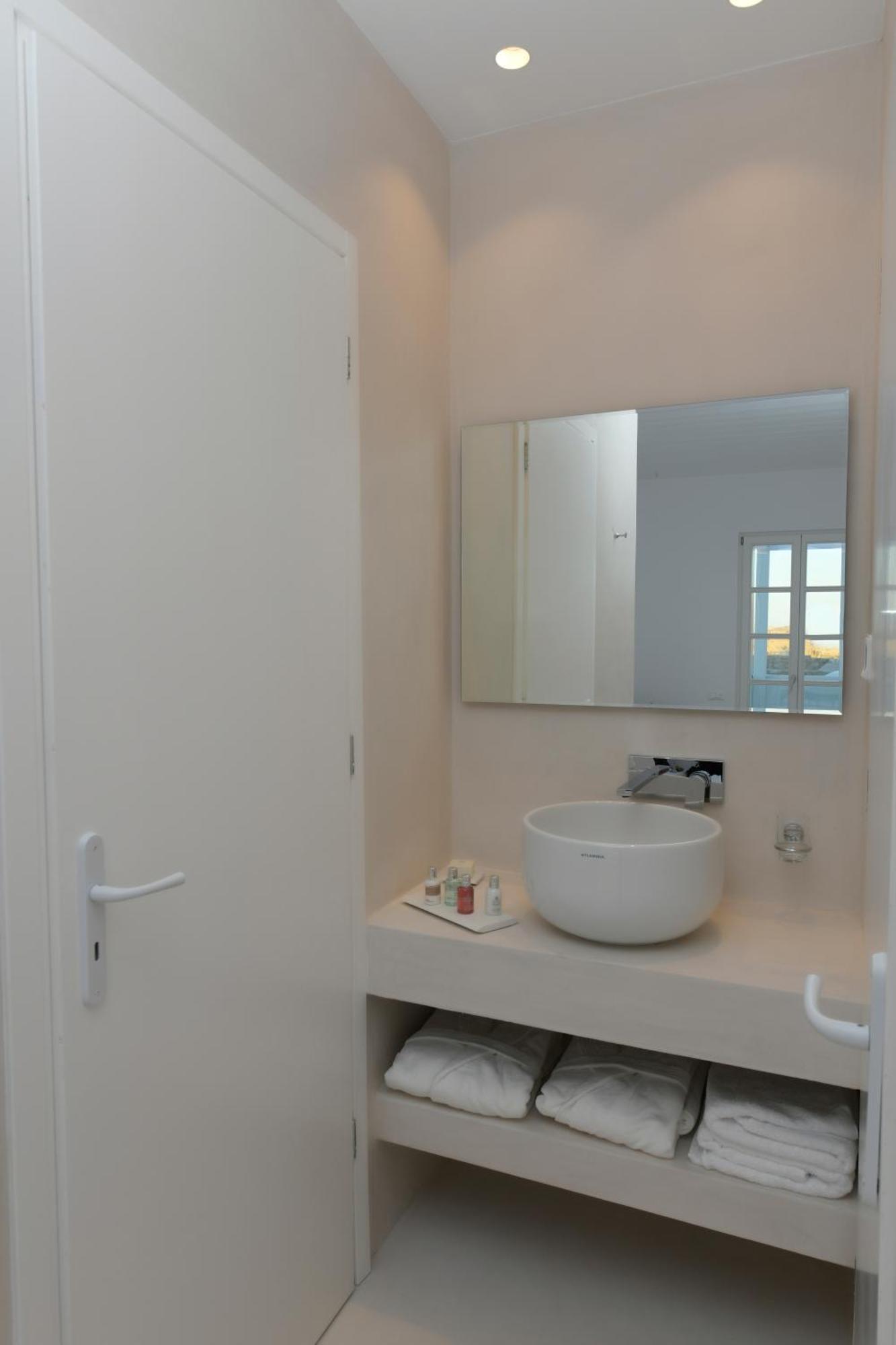 The Ammonite Resort Plintri Quarto foto