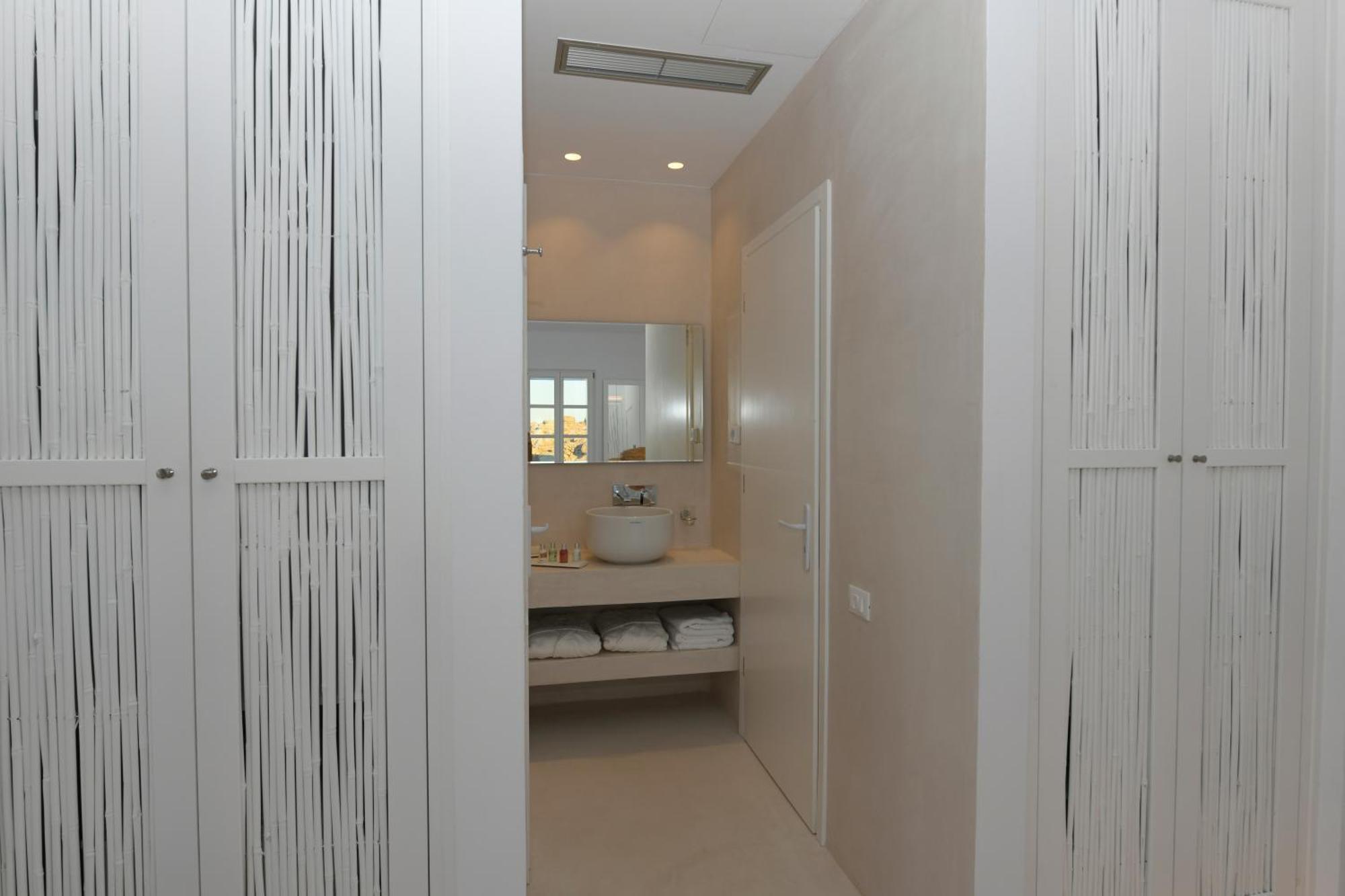 The Ammonite Resort Plintri Quarto foto
