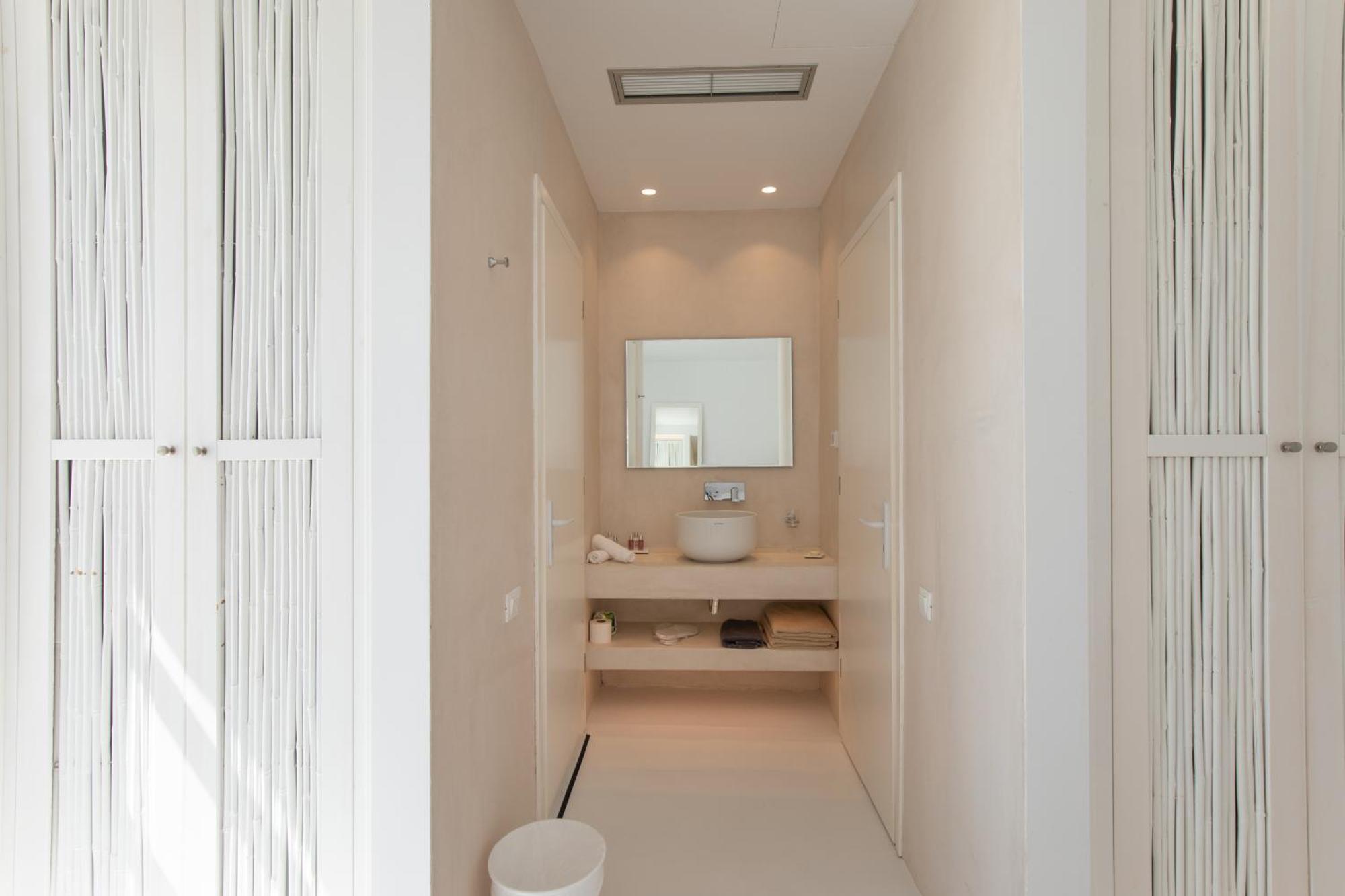 The Ammonite Resort Plintri Quarto foto
